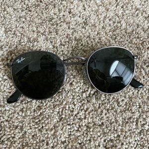 Ray Ban Sun Glasses Circle Sun Glasses Black 100% U V protection